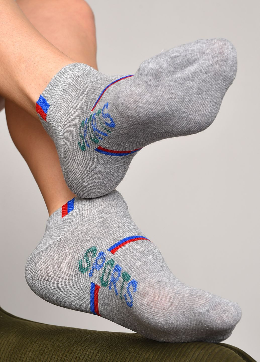 Шкарпетки жіночі спортивні сірого кольору розмір 36-40 Let's Shop (277983314)