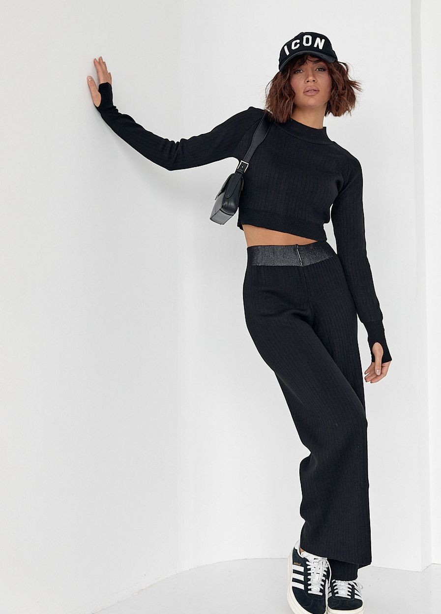 Жіночий костюм із широкими брюками та коротким джемпером - чорний Lurex (262810107)