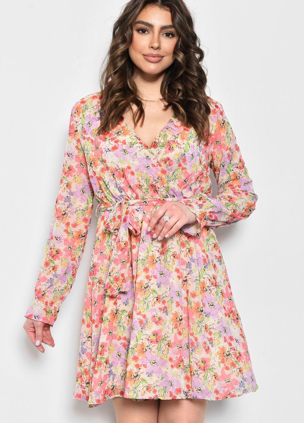 Бежевое кэжуал платье женское бежевого цвета с цветочками баллон Let's Shop с цветочным принтом