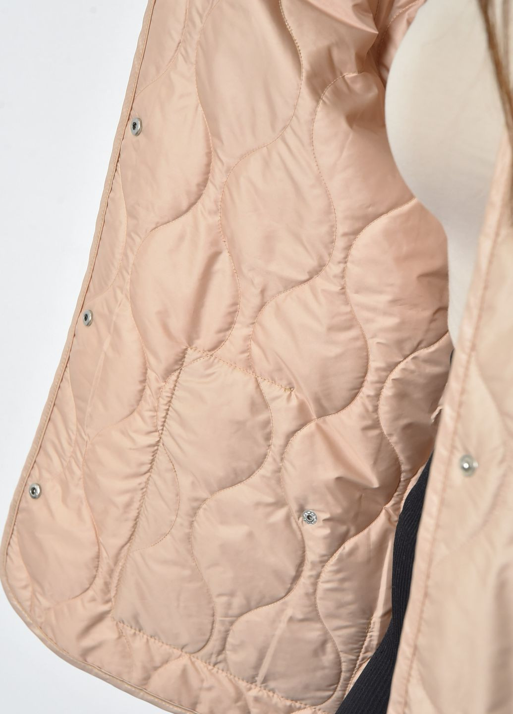 Бежевая демисезонная куртка женская демисезонная полубатальная бежевого цвета Let's Shop