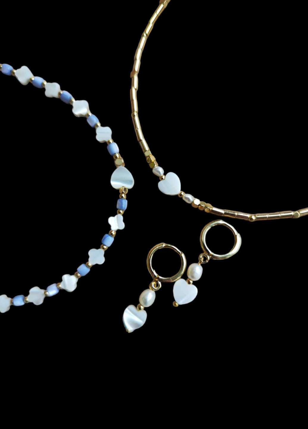 Набір прикрас 2 чокери + сережки з натуральними перлинами та перламутром голубого кольору Ksenija Vitali перли (прісноводні), гематит, перламутр (266138201)