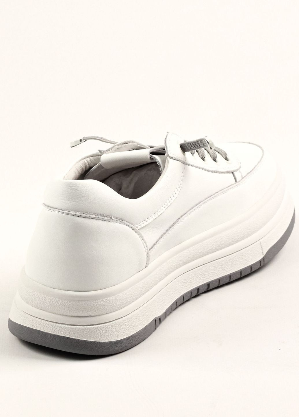 Білі всесезонні кросівки жіночі білі Prima d'Arte