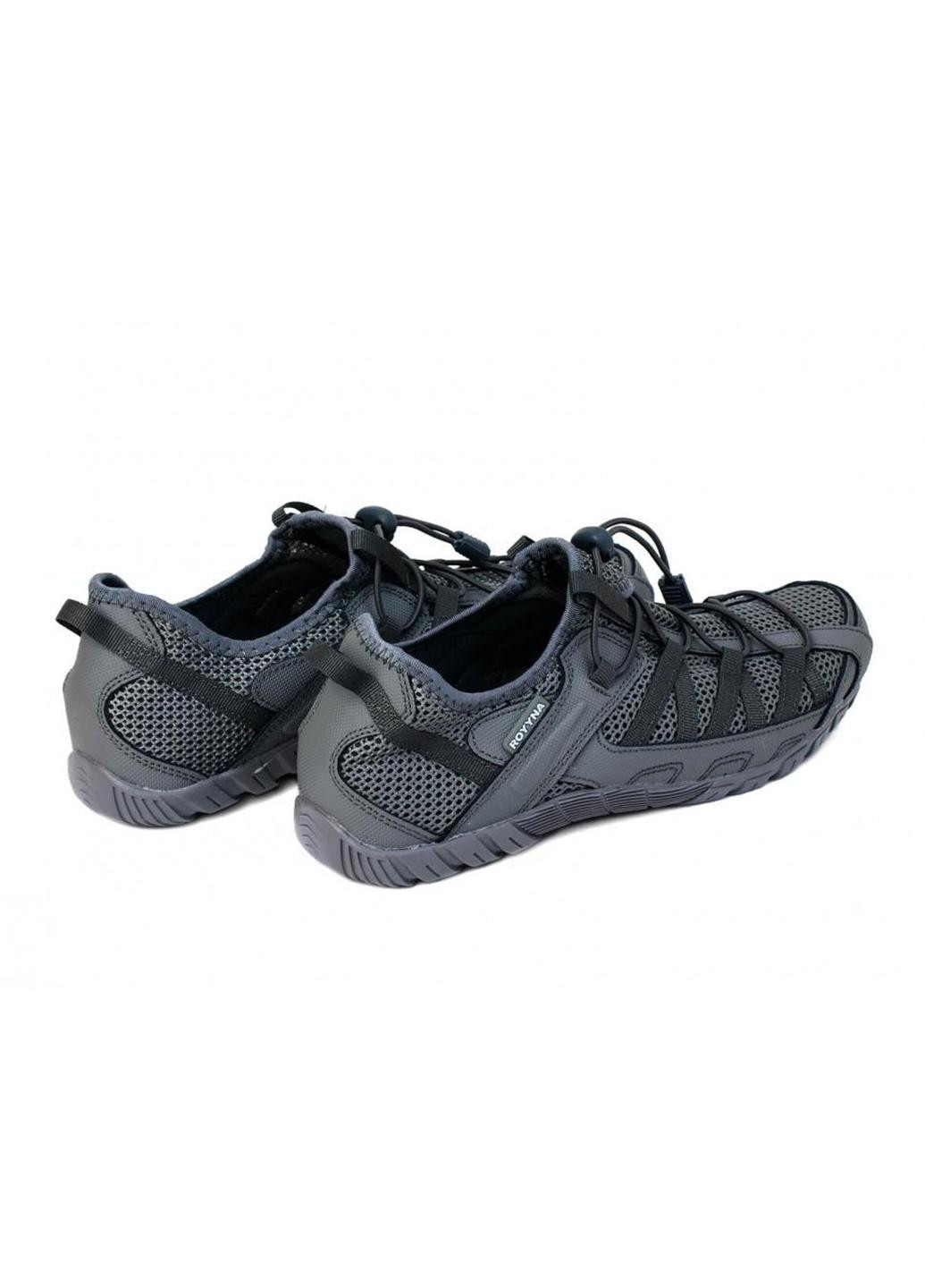 Сірі кросівки 7232011 43 колір чорний Royyna