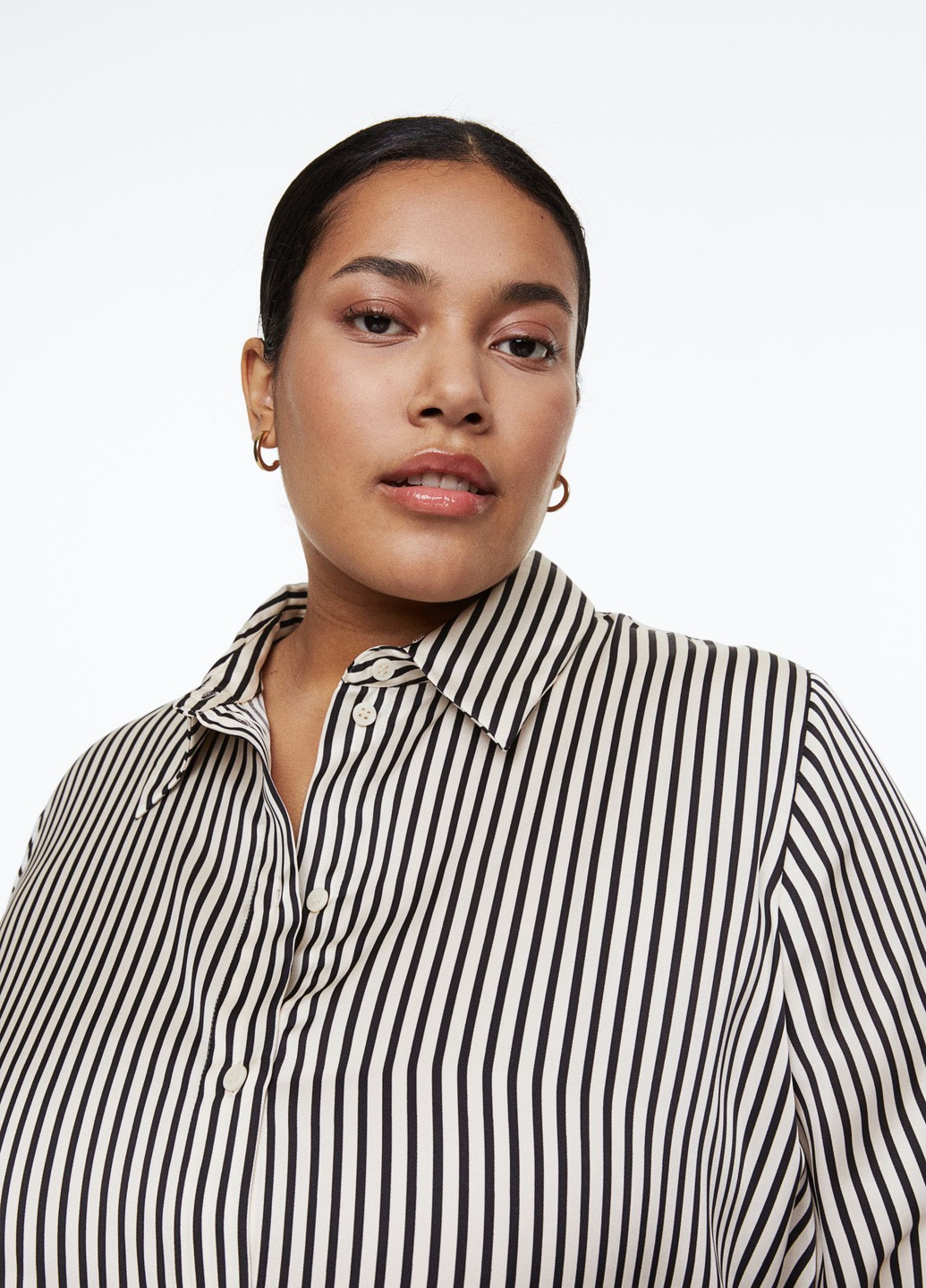 Блуза-сорочка + з гострим коміром H&M (259939687)