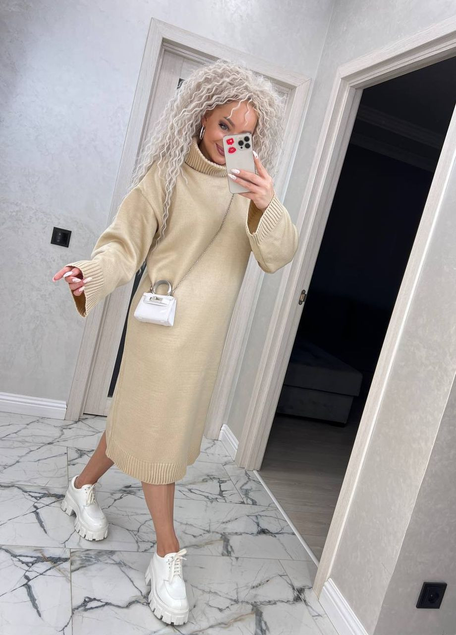 Светло-бежевое повседневный платье платье-свитер Garna однотонное