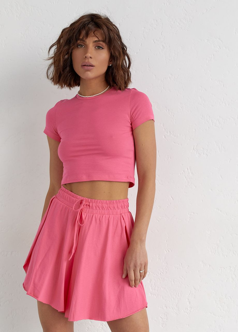Трикотажний жіночий комплект з футболкою та шортами - рожевий Lurex (262810696)