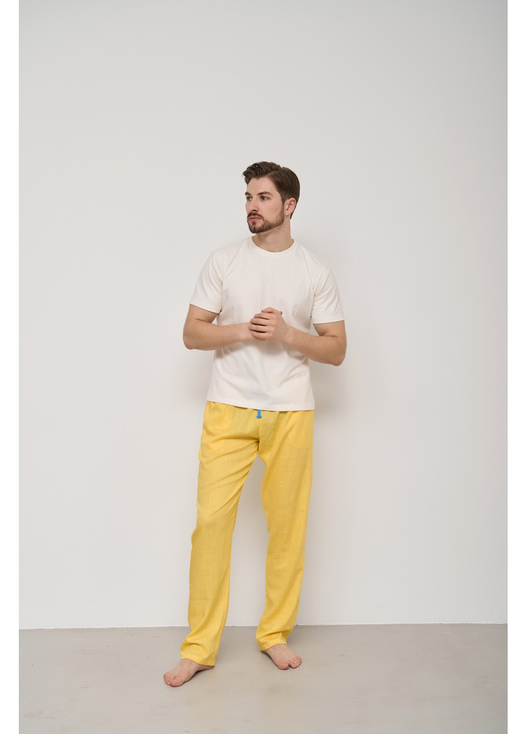 Желтые домашние демисезонные прямые брюки Handy Wear