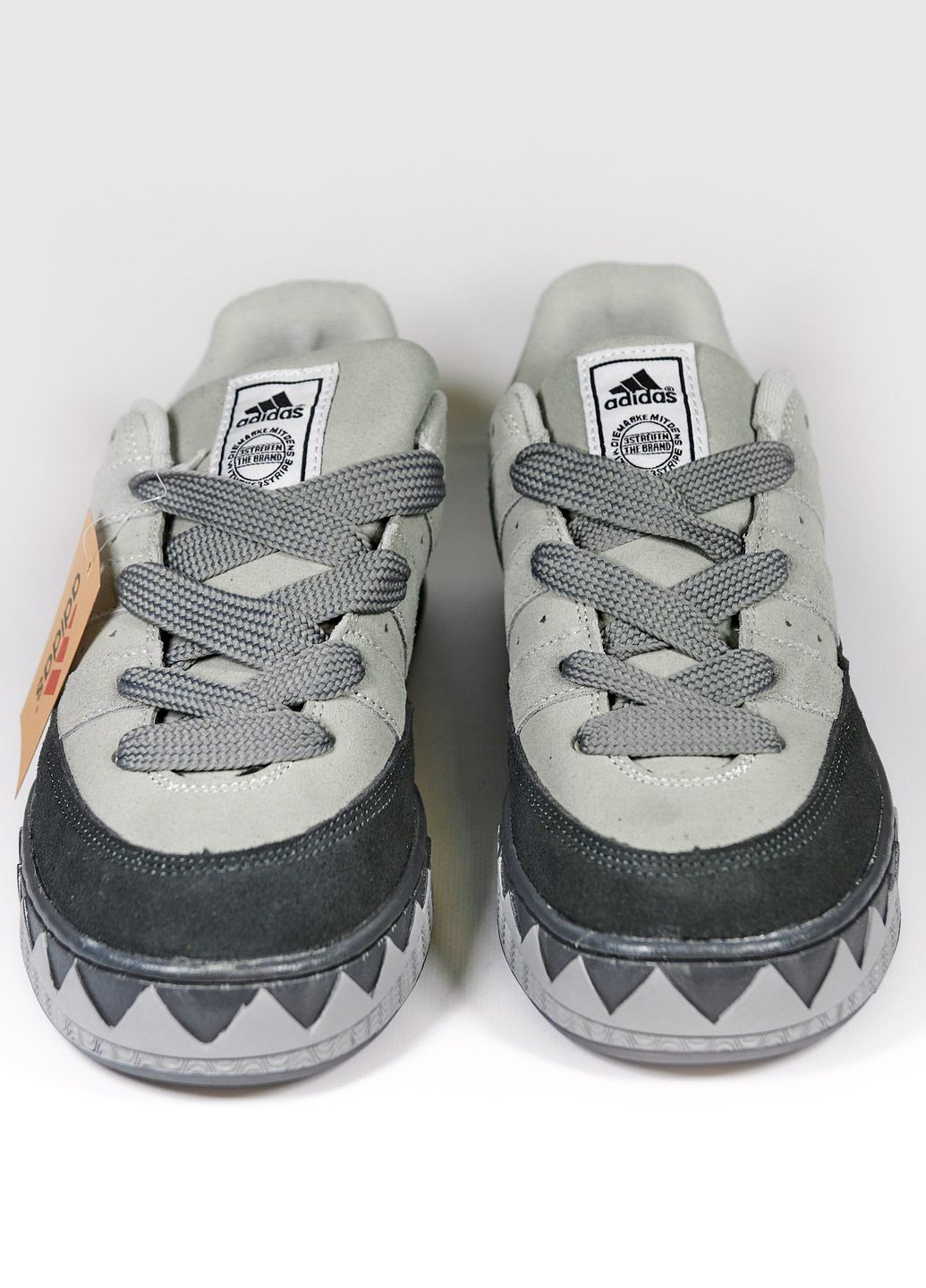 Серые демисезонные кроссовки мужские grey, вьетнам adidas Adimatic Neighborhood