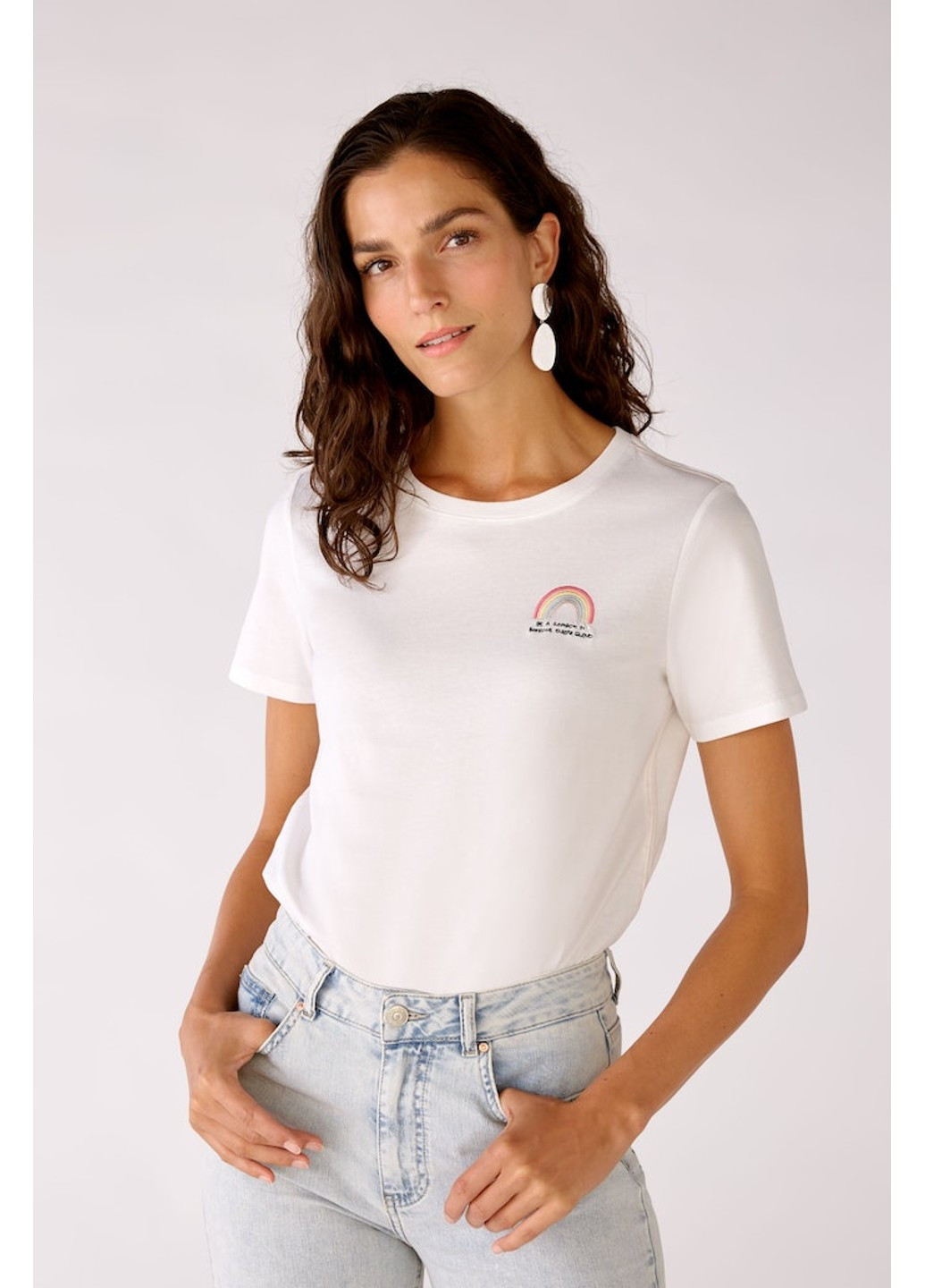 Жіноча футболка Біла Oui - (263606947)