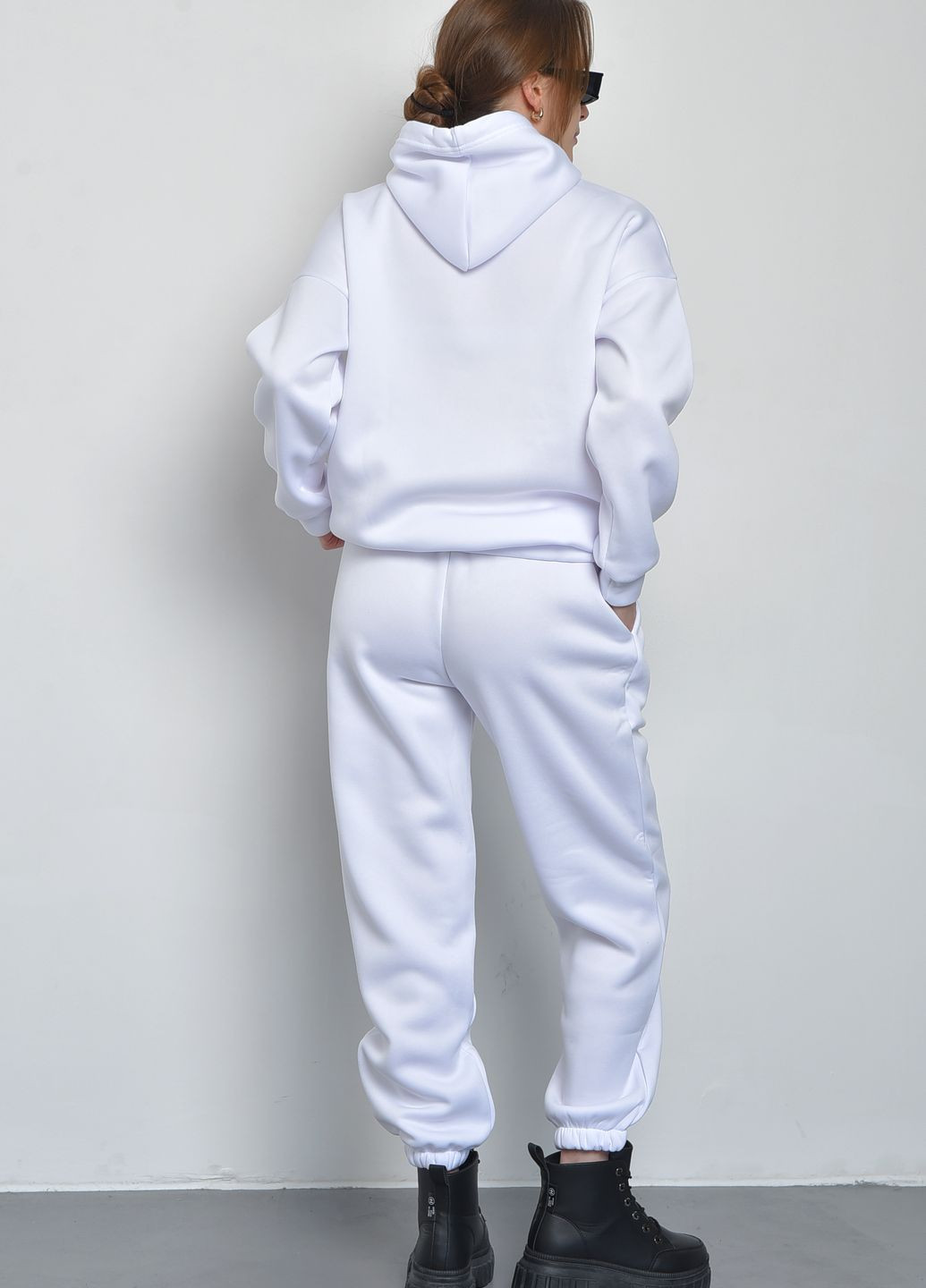 Спортивний костюм жіночий на флісі білого кольору Let's Shop (271126522)