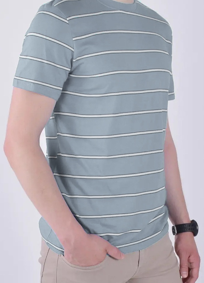 Сіра футболка чоловіча сірого кольору у білу смужку Let's Shop
