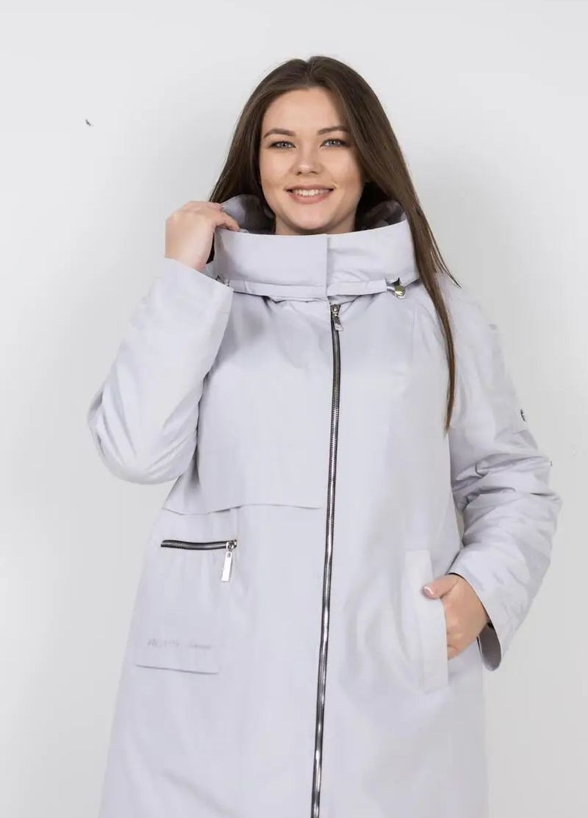 Светло-серая демисезонная женская демисезонная куртка большого размера SK