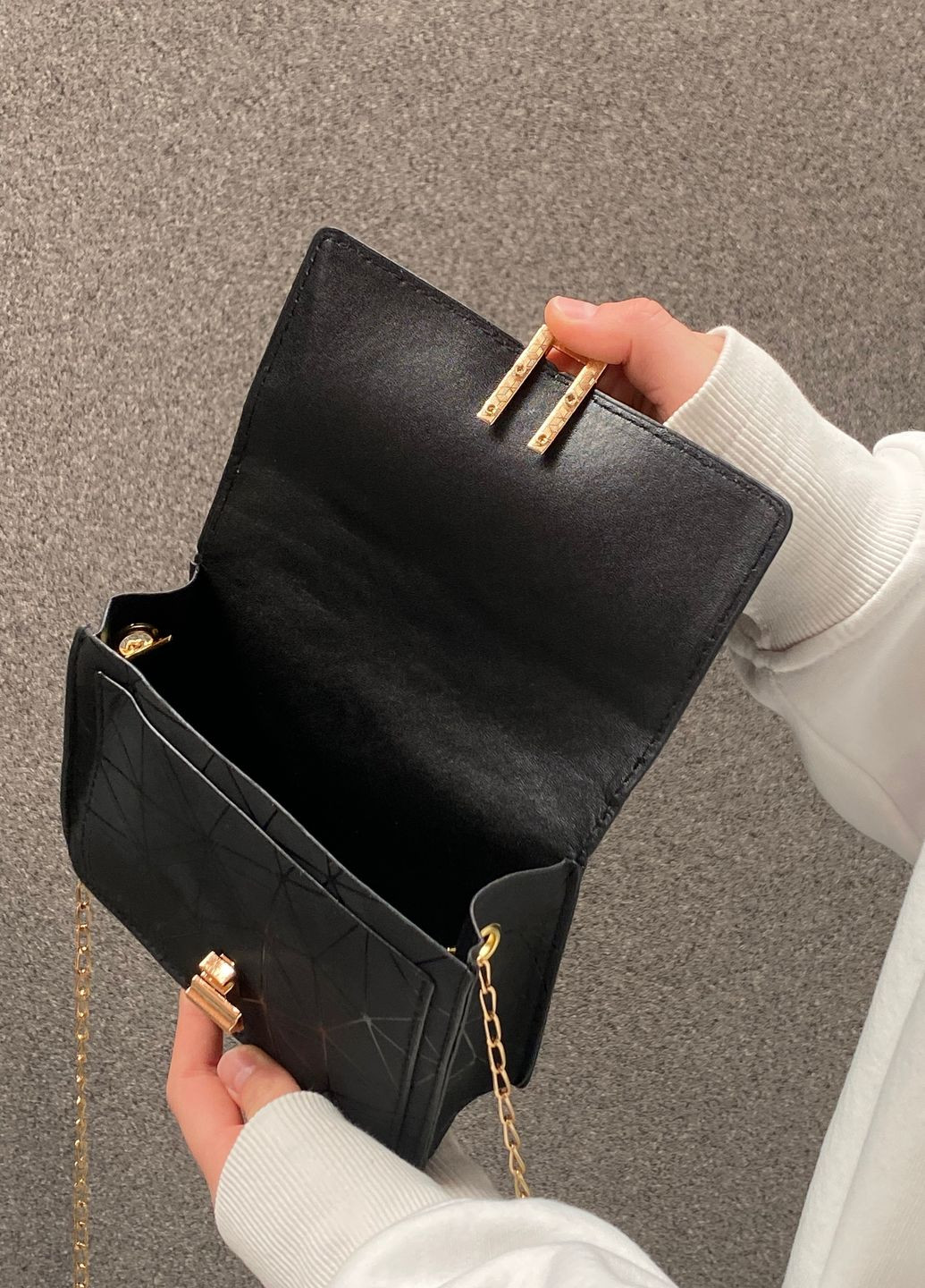Жіноча сумка клатч на цепочці чорна No Brand (270831396)