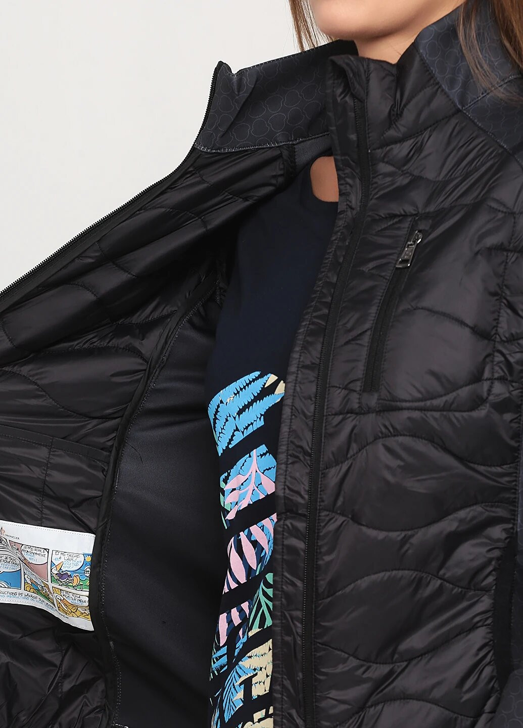 Чорна демісезонна куртка легка жіноча Moncler