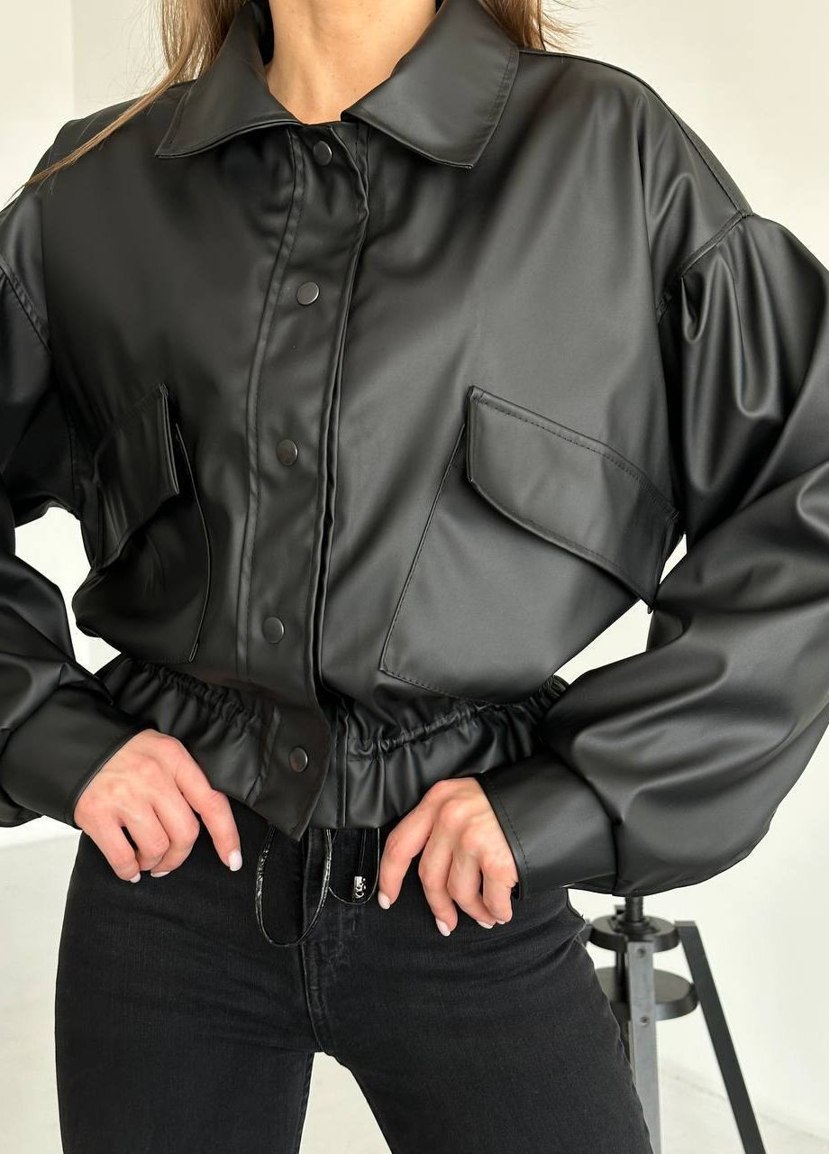 Черная укороченная женская куртка по сезону. женская куртка матовая экокожа No Brand