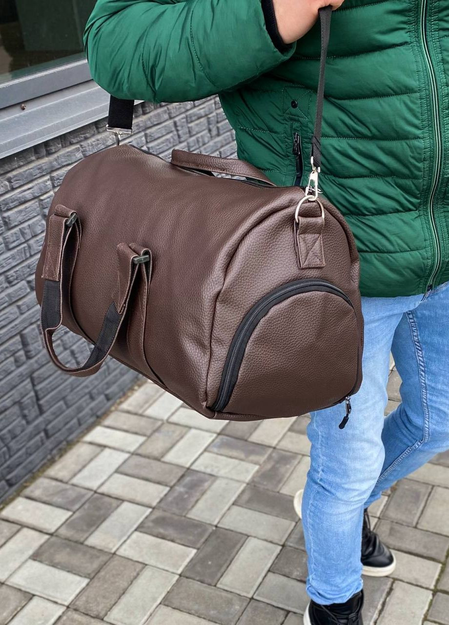 Чоловіча коричнева сумка через плече спортивна дорожня Strong Brown No Brand (260026933)