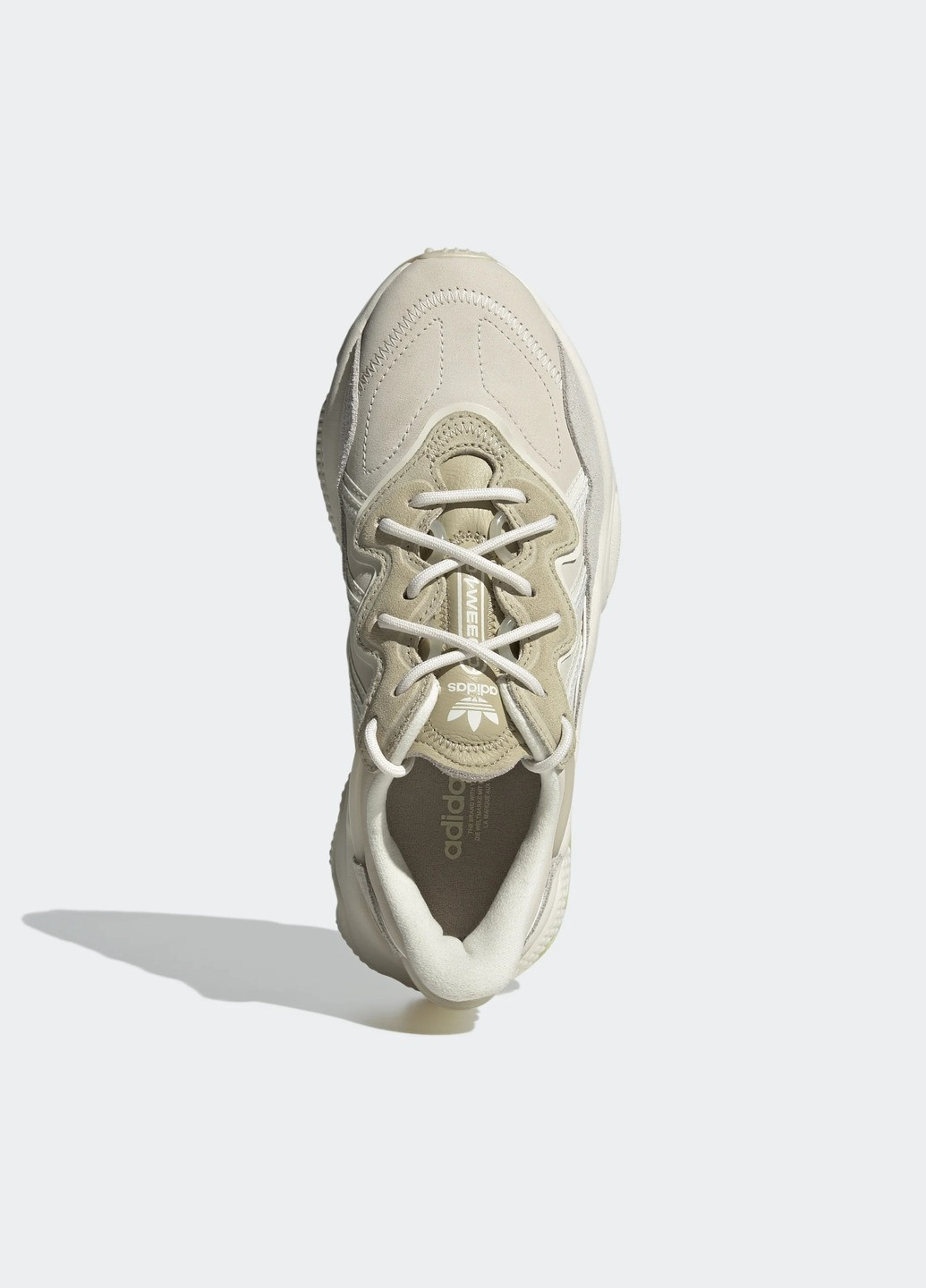 Светло-бежевые кроссовки adidas Ozweego