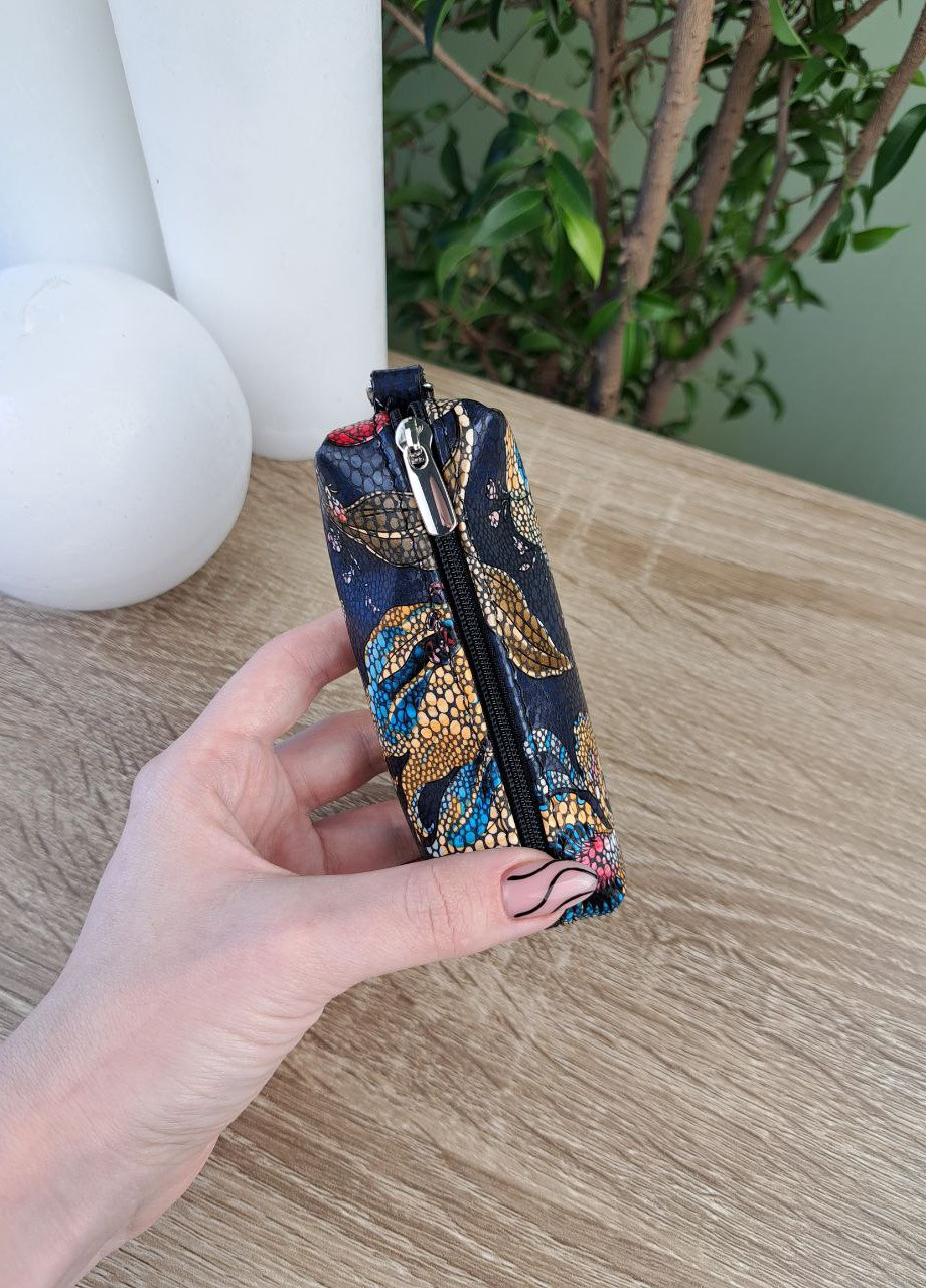 Ключниця шкіряна для звичайних ключів на блискавці з карабіном VI&VA (259554926)