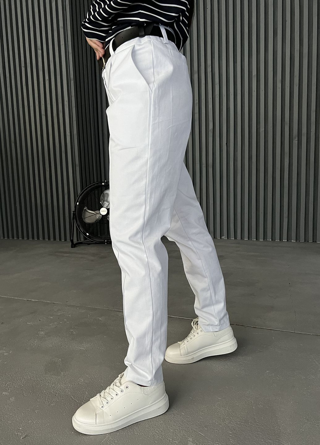 Белые кэжуал демисезонные прямые брюки INNOE
