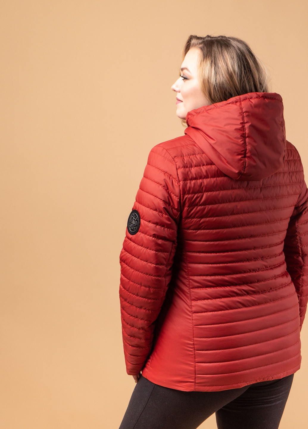 Червона демісезонна куртка осіння жіноча великого розміру SK