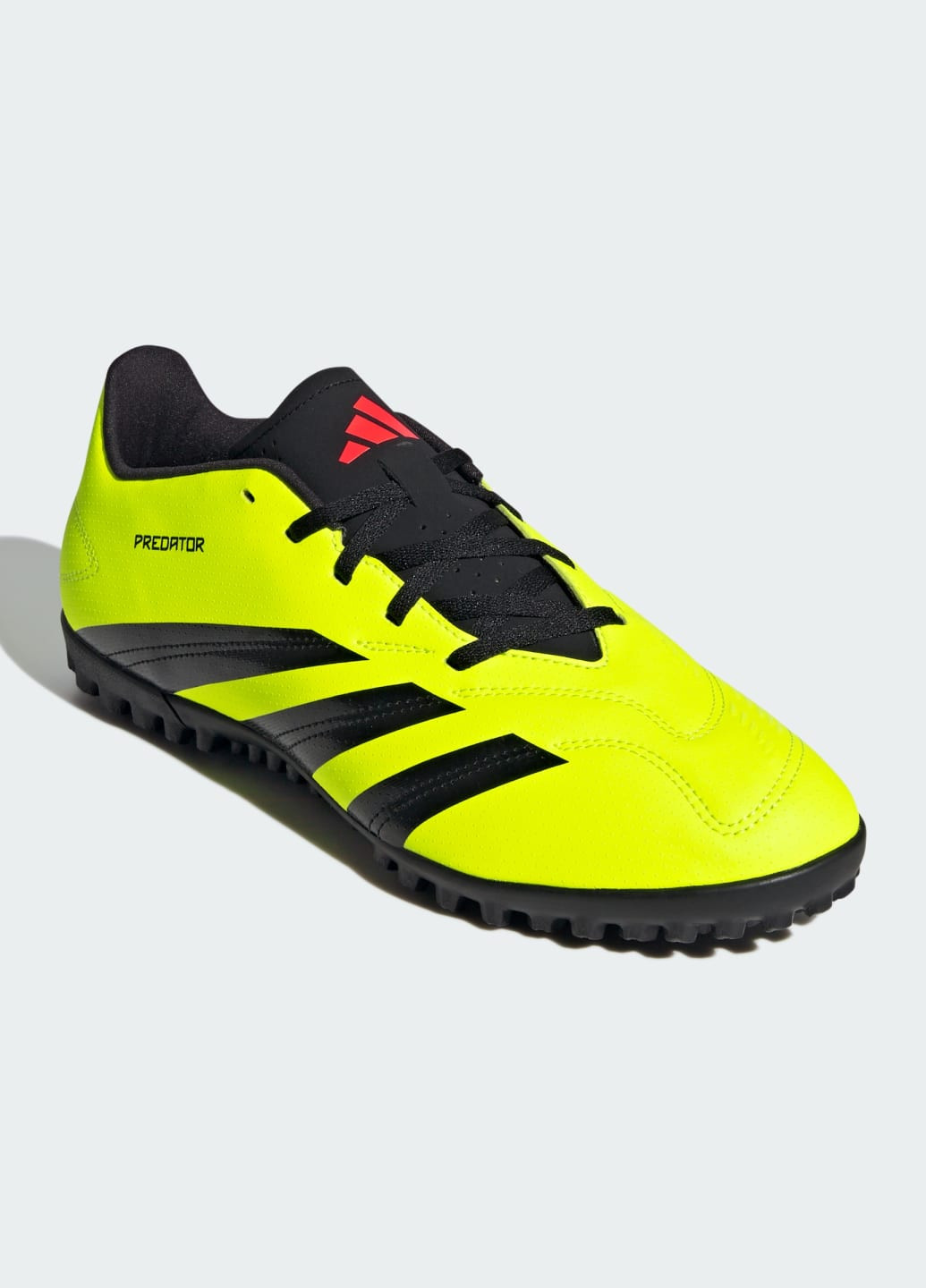 Жовті всесезонні бутси predator 24 club turf adidas