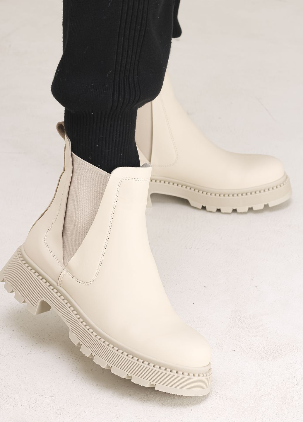 Черевики Челсі молочні шкіра Teona (266237020)