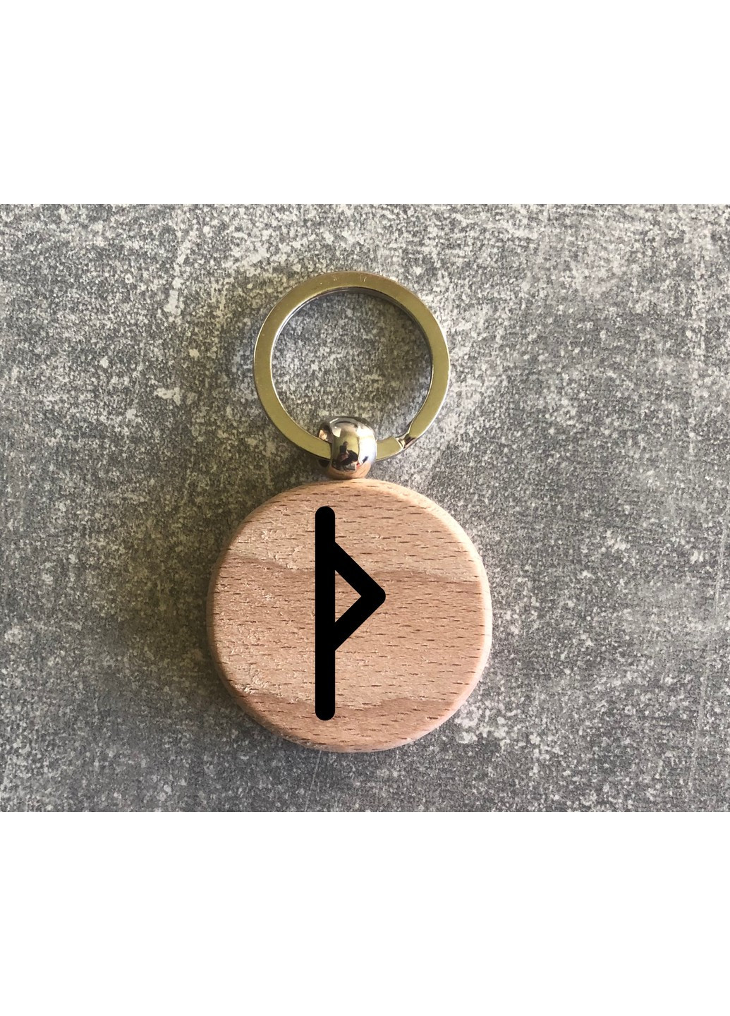 Круглий Дерев’яний брелок з руною Старшого Футарка «Турісаз» ЗаСвіт (261333097)