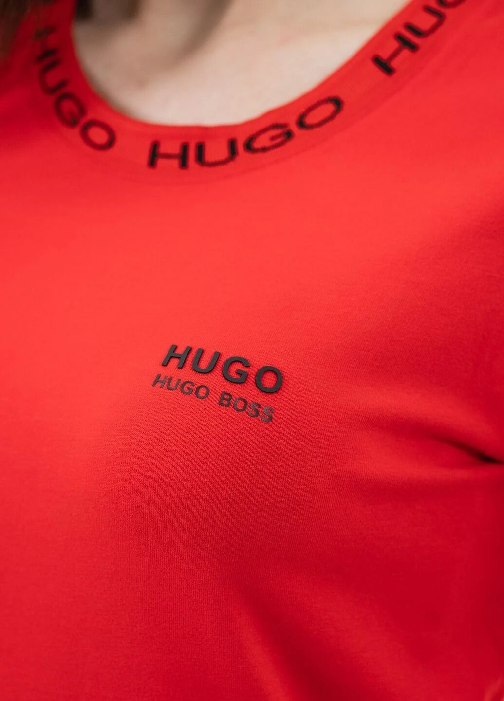 Червона літня футболка жіноча з коротким рукавом Hugo Boss BOSS RELAXED-FIT T-SHIRT IN COTTON JERSEY WITH LOGO