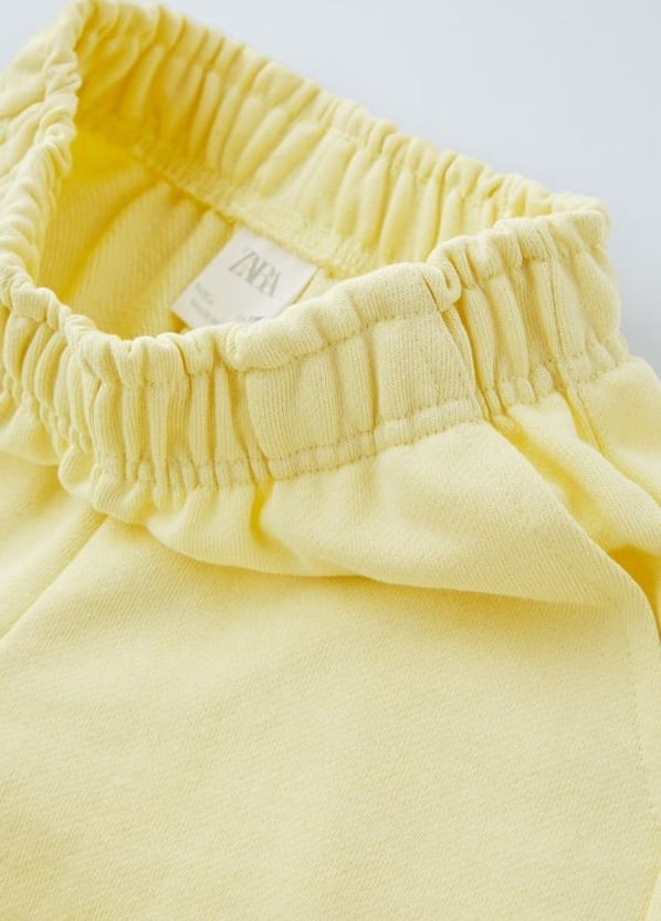 Светло-желтые повседневный демисезонные джоггеры брюки Zara