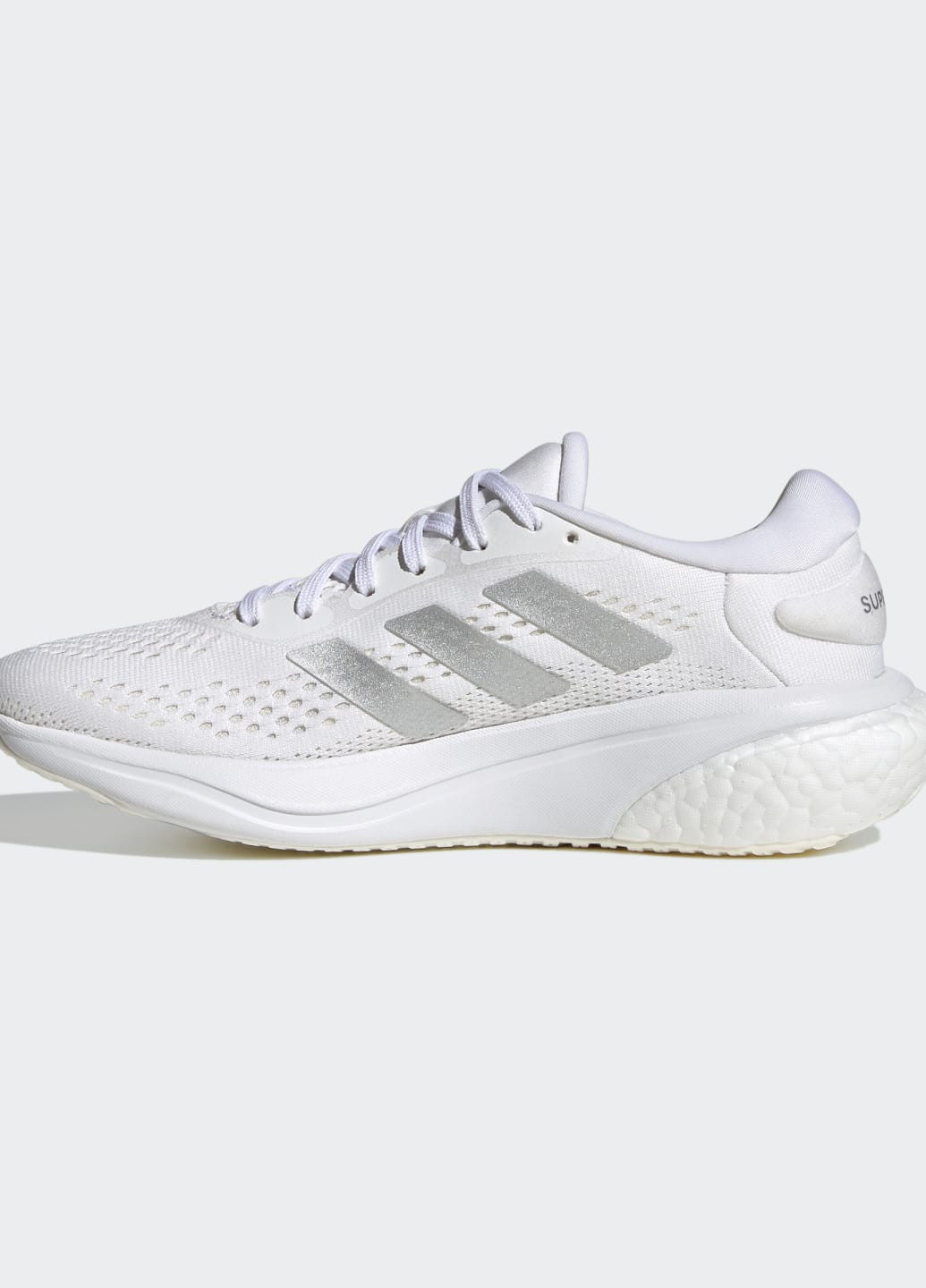 Белые всесезонные кроссовки для бега supernova 2.0 adidas