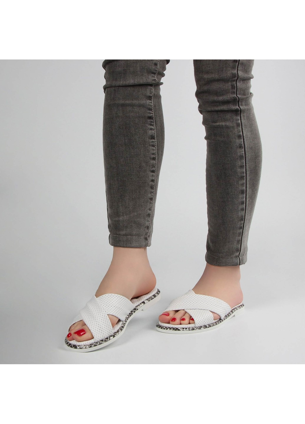 Белые женские босоножки 197108 Buts без застежки