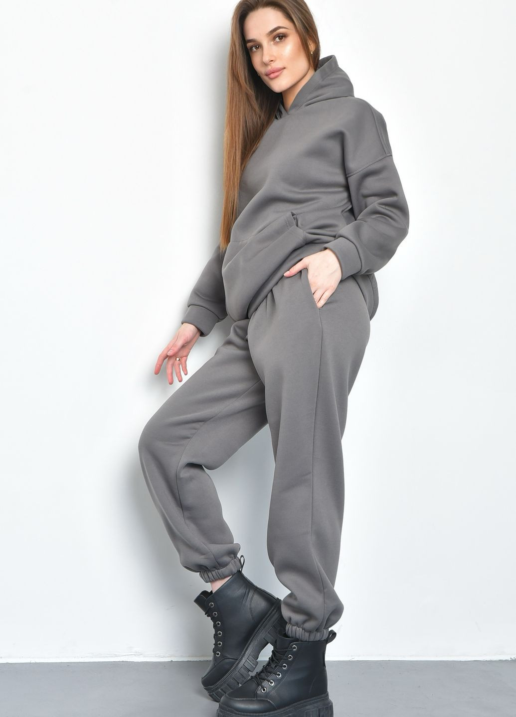 Спортивный костюм женский на флисе серого цвета Let's Shop (271126555)
