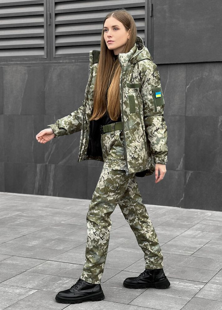 Оливковая (хаки) зимняя куртка motive зима женская пиксель Pobedov