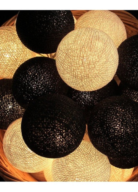 Гирлянда тайские шарики-фонарики CBLЧерно-белая 35 шариков от USB, 4м Cotton Ball Lights (257960395)