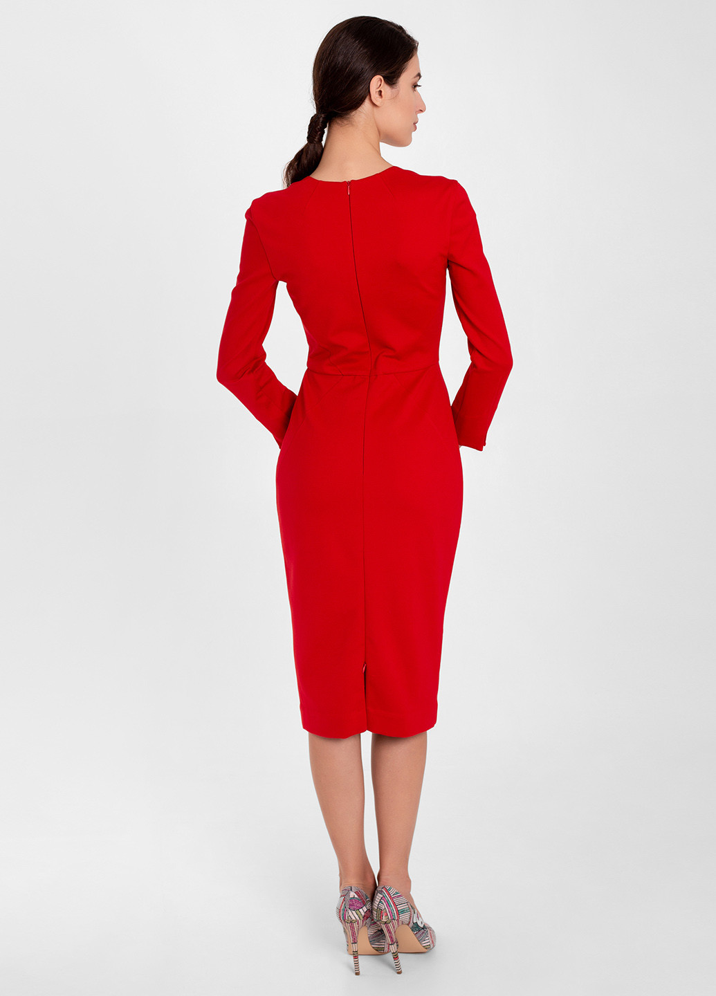 Красное коктейльное, деловое красное платье-футляр футляр Nai Lu-na by Anastasiia Ivanova однотонное