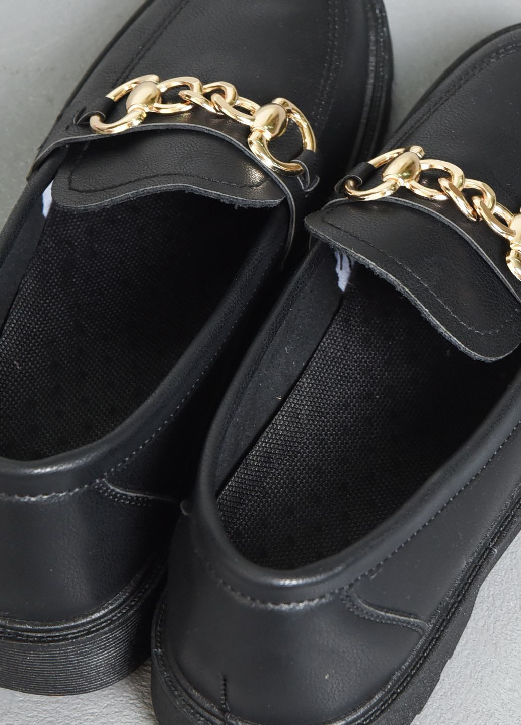 Туфлі-лофери жіночі чорного кольору Let's Shop (274535690)