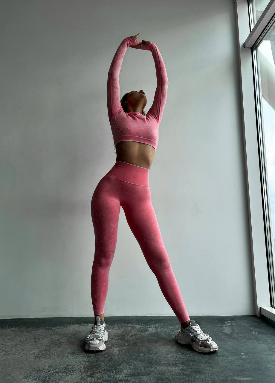 Эффектный фитнес костюм No Brand (257295373)