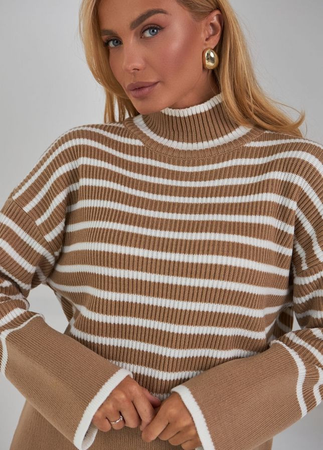 Пісочний светр в смужку 2069 пісок-молоко Bellise