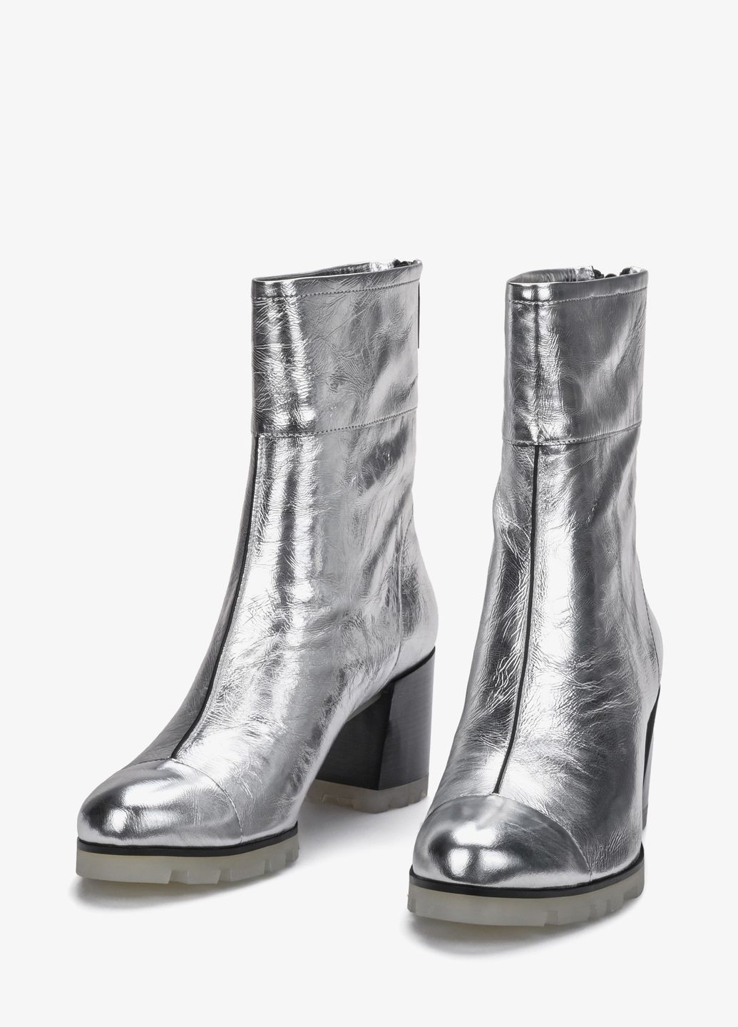 ботинки Estro