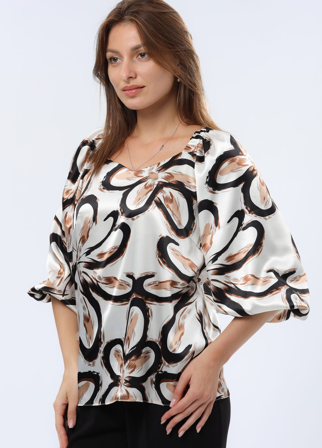Комбінована демісезонна атласна блуза з вирізом каре та об'ємними рукавами 1309 Cat Orange