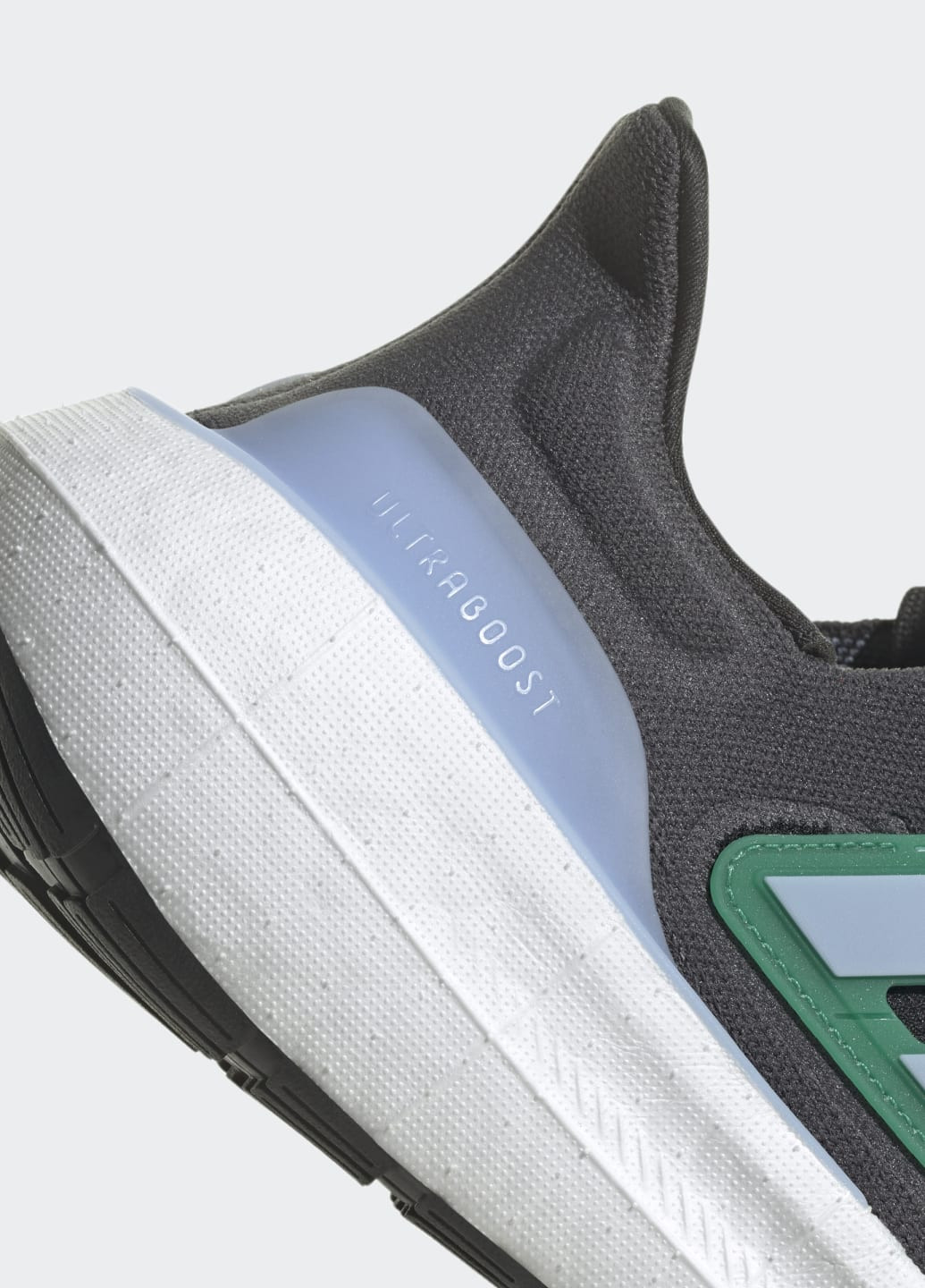 Серые всесезонные кроссовки ultraboost light adidas