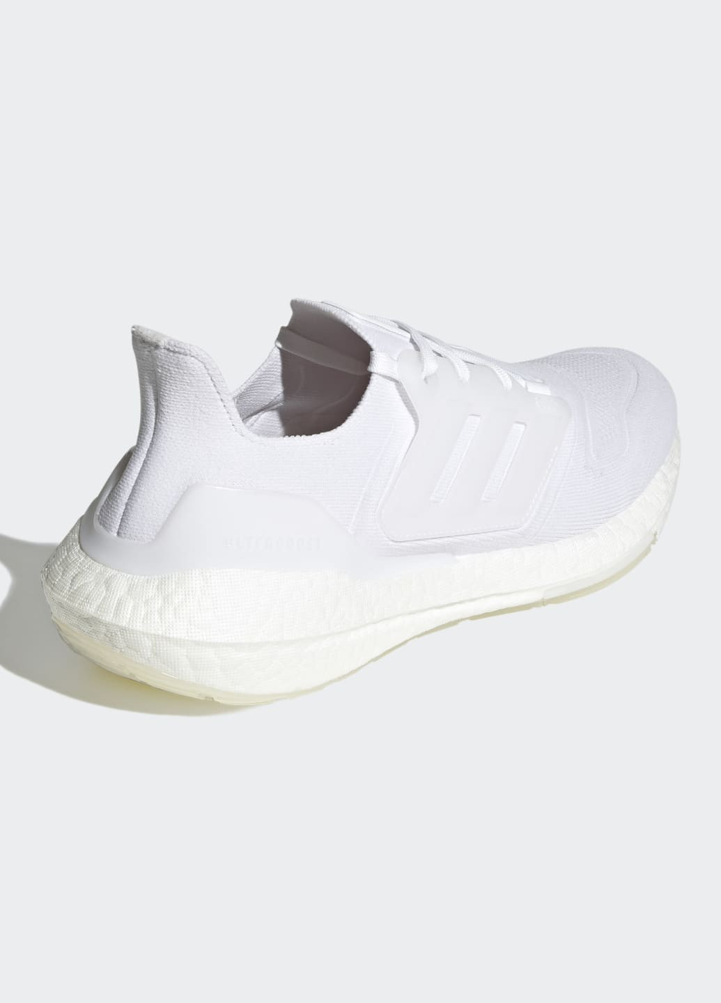 Білі всесезонні кросівки для бігу ultraboost 22 adidas