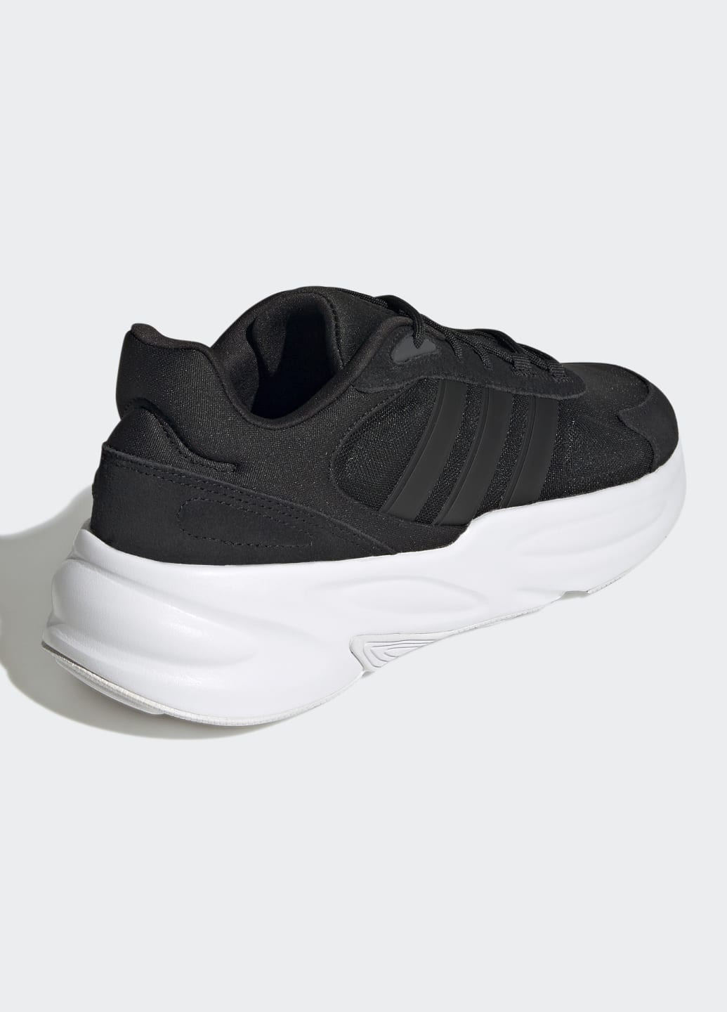 Черные всесезонные кроссовки ozelle cloudfoam lifestyle adidas