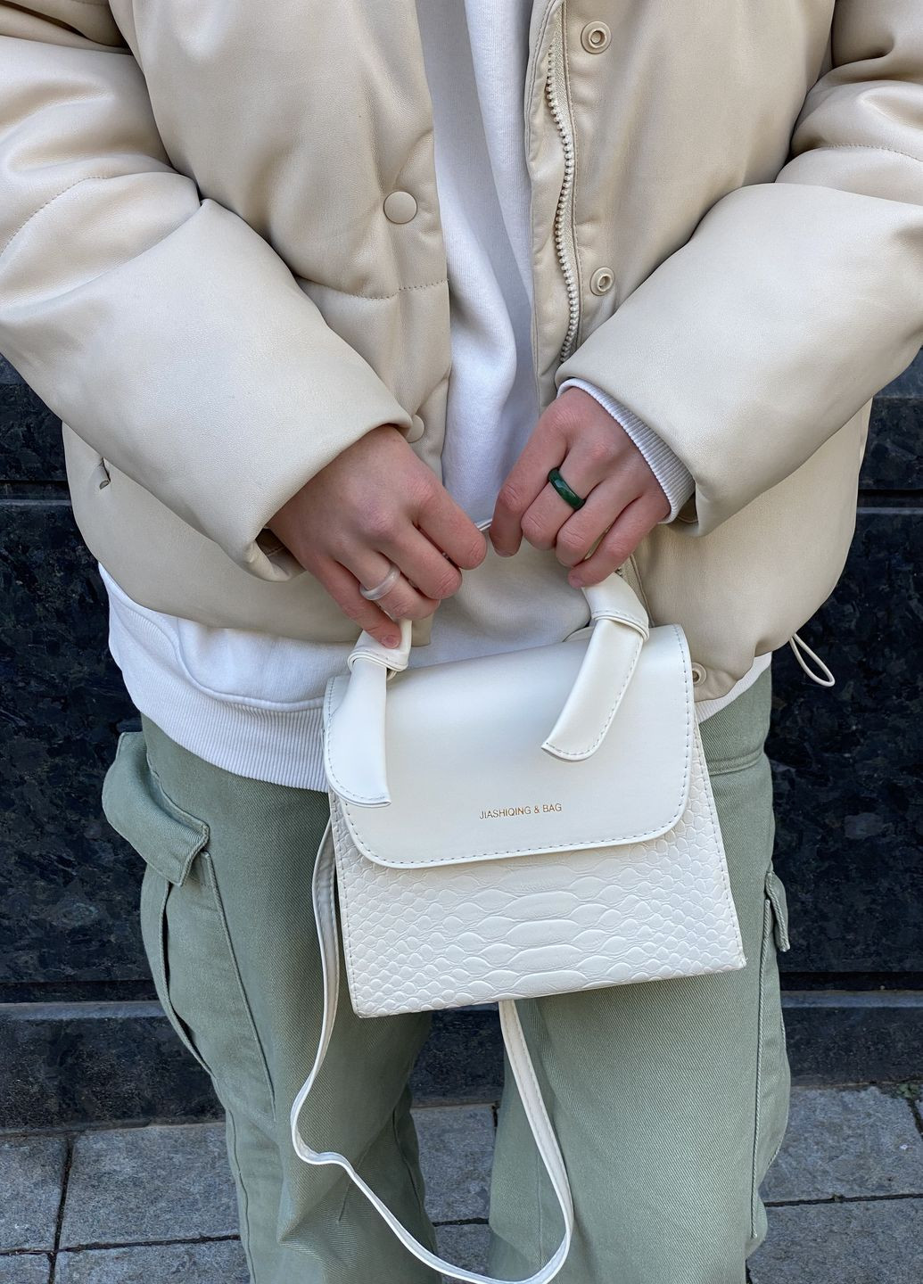 Женская сумка кросс-боди белая молочная No Brand (270936070)