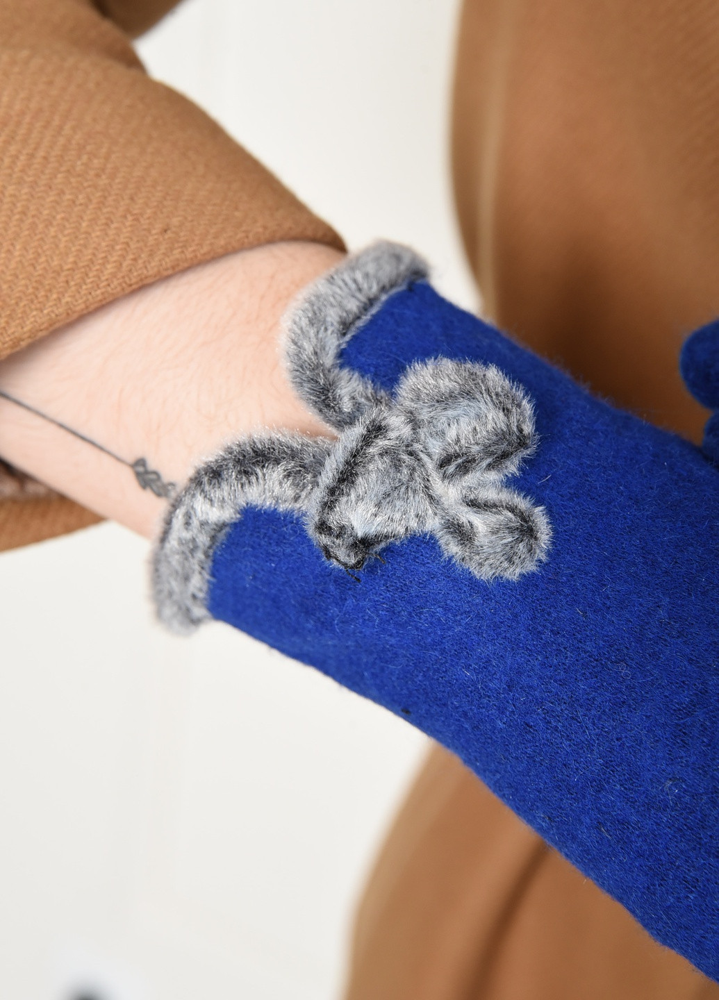 Рукавички жіночі текстильні синього кольору Let's Shop (256699596)