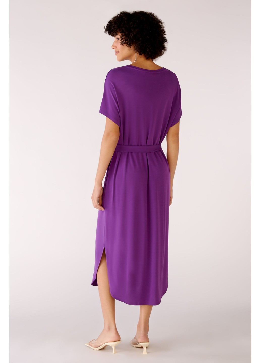 Фиолетовое кэжуал женское платье фиолетовый оверсайз Oui