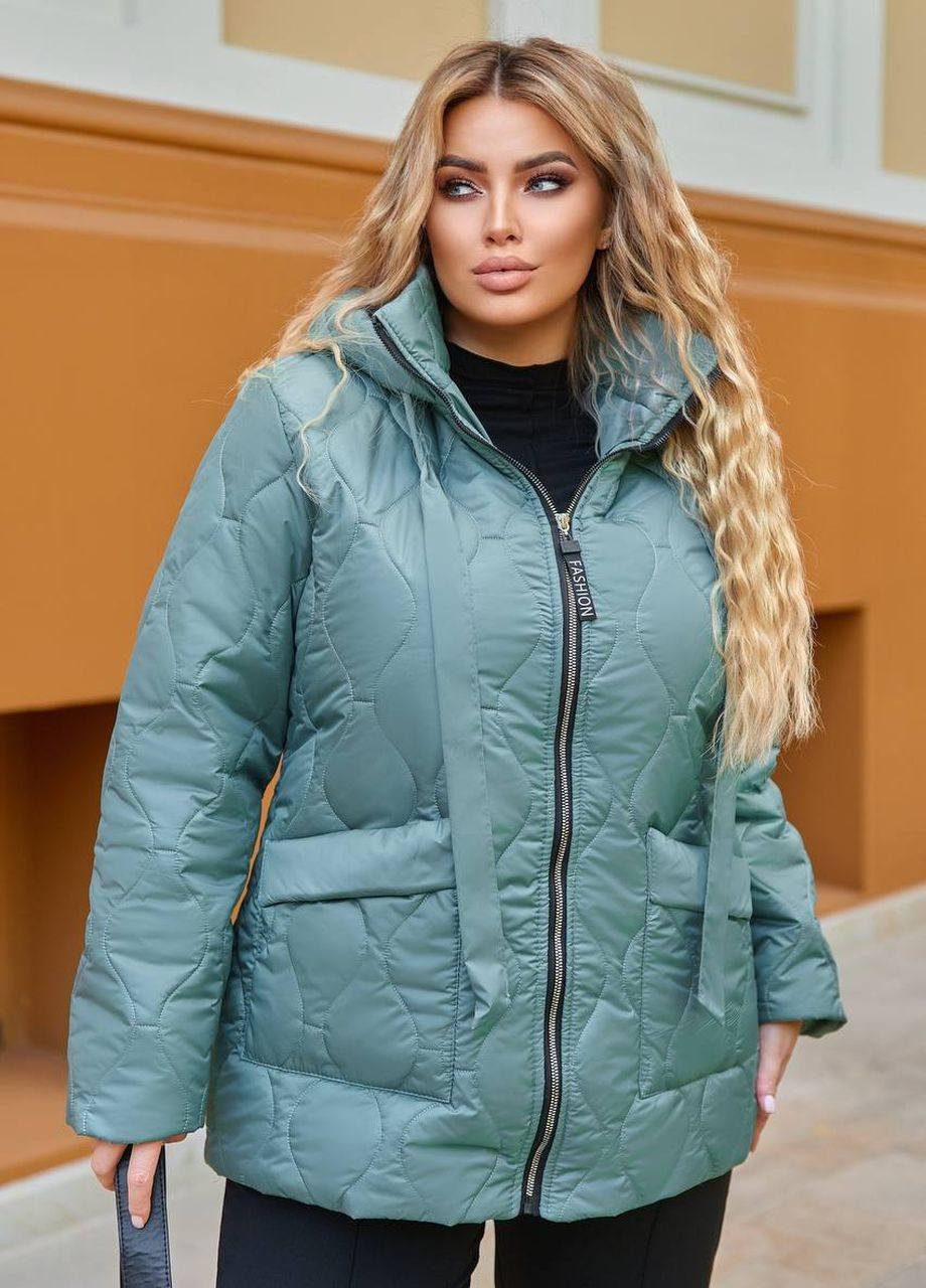 Оливковая женская теплая куртка цвет оливка р.62/64 445175 New Trend
