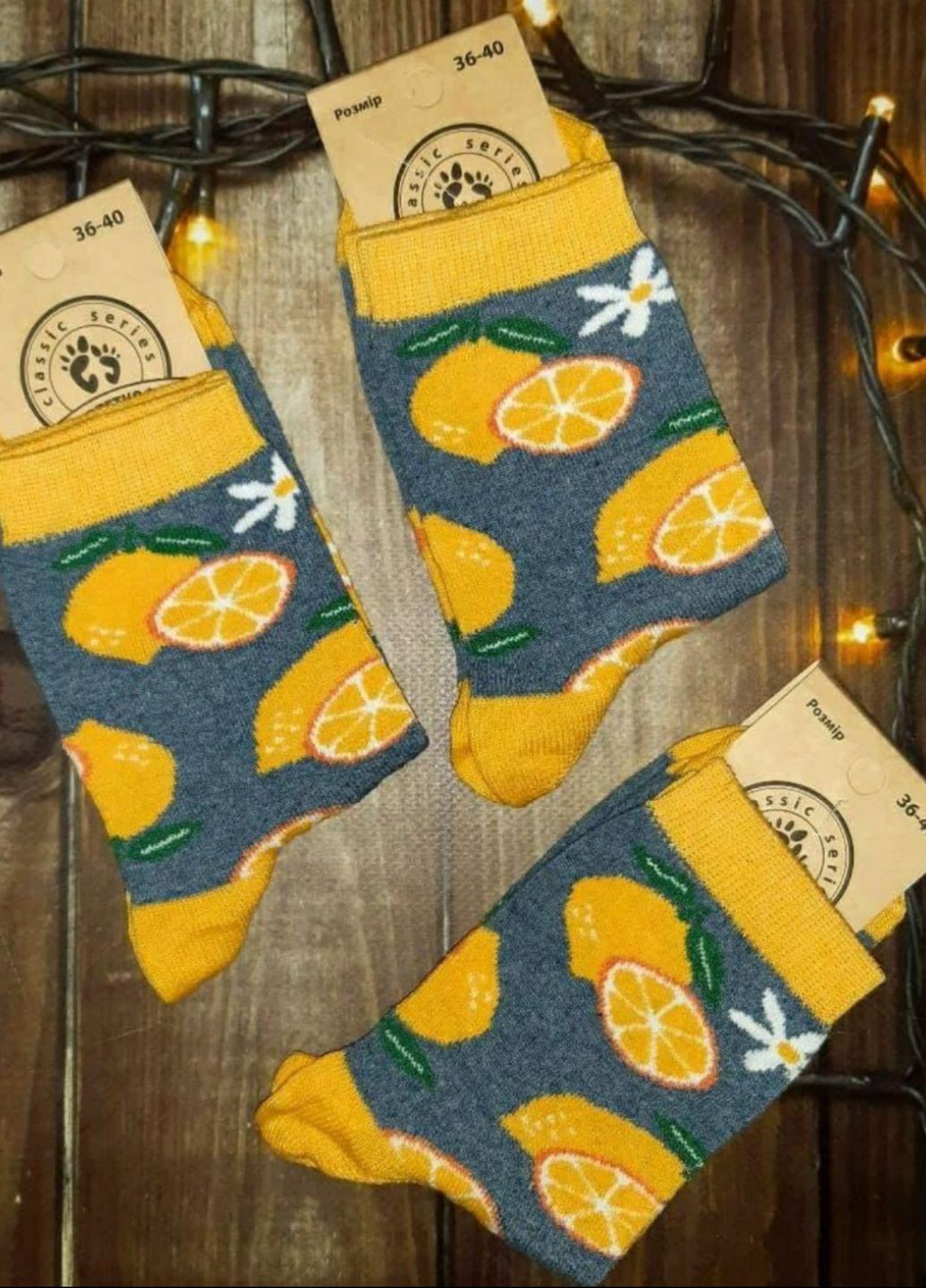 Модні високі шкарпетки прикол з принтом Лимони No Brand (266624391)