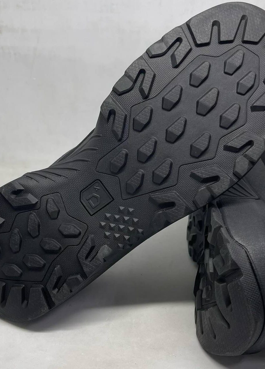Черные всесезонные кроссовки gore-tex Deckers X Lab кросівки