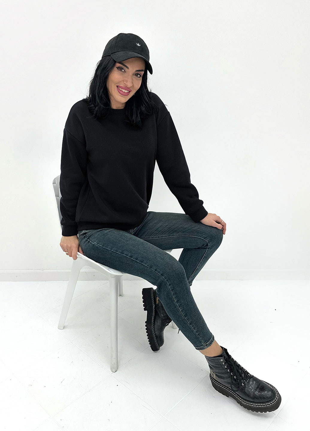 Базовый однотонный свитшот Fashion Girl - Свободный крой черный спортивный, повседневный, кэжуал трехнитка - (274065173)